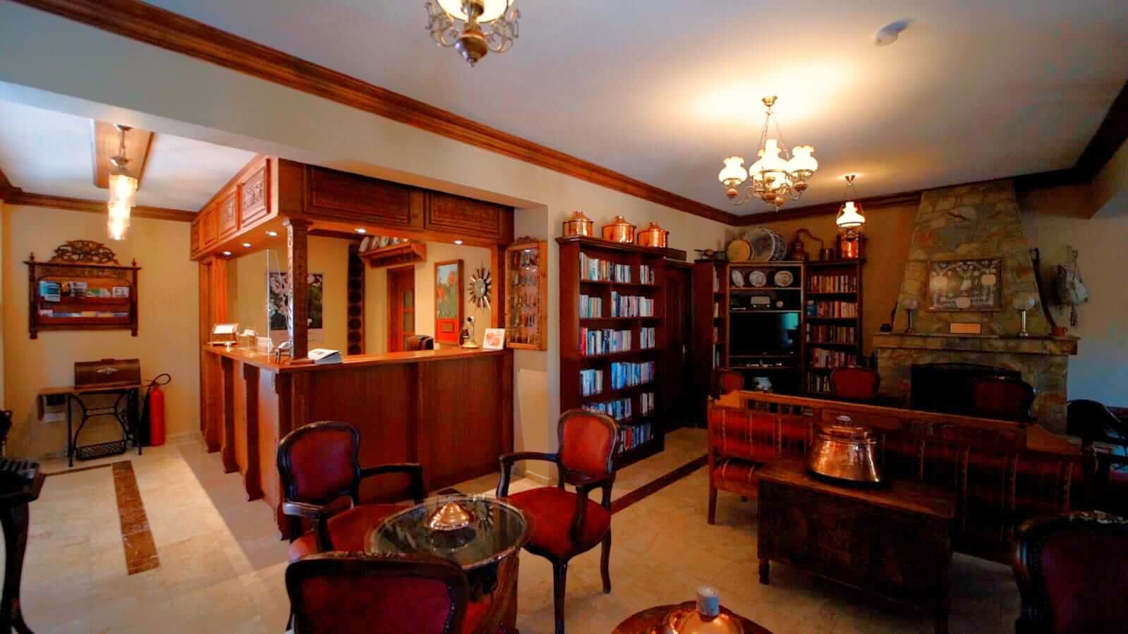 Almond Holiday Village