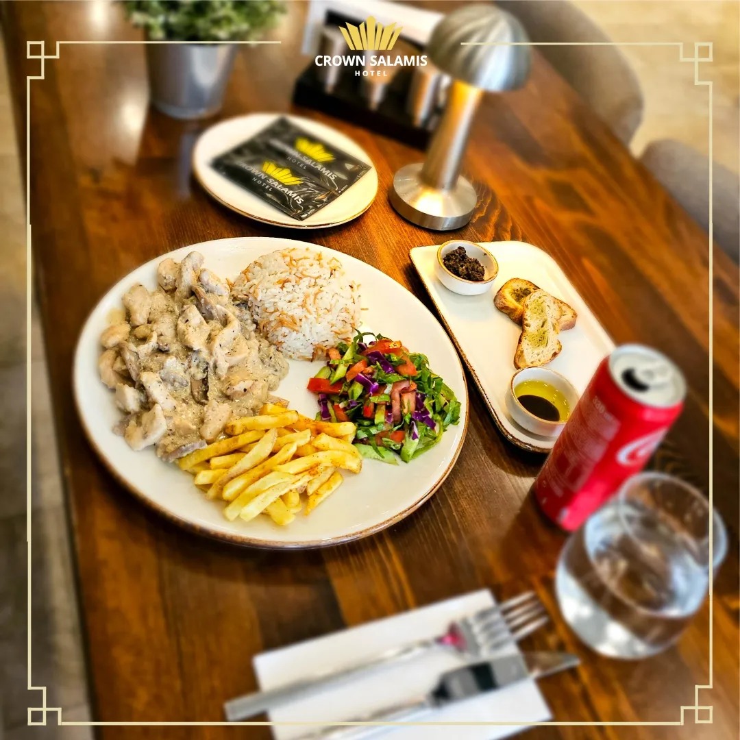 Crown Salamis Boutique Hotel