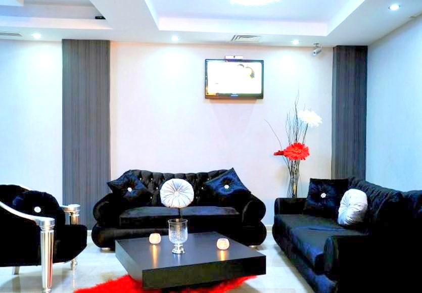 Grand Center Boutique Hotel