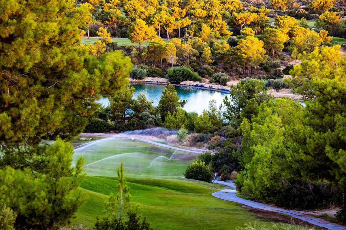 Korineum Golf   Beach Resort