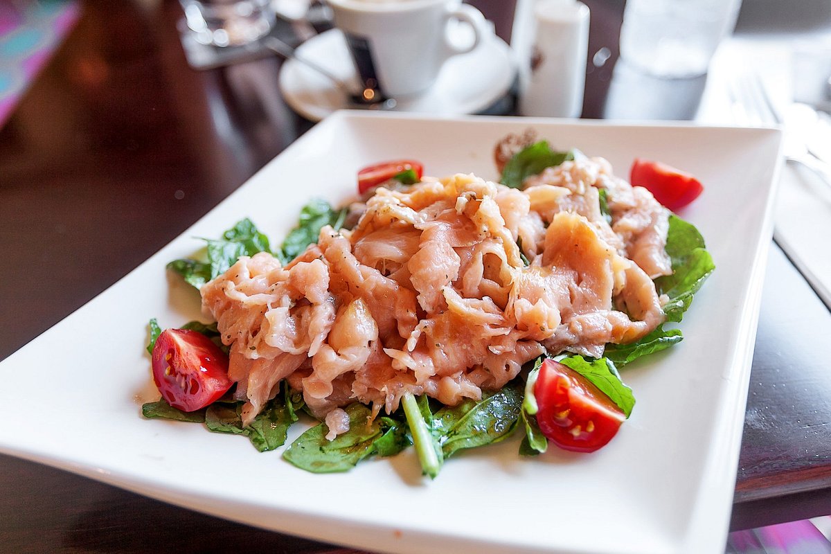 Le Chateau Lambousa Hotel