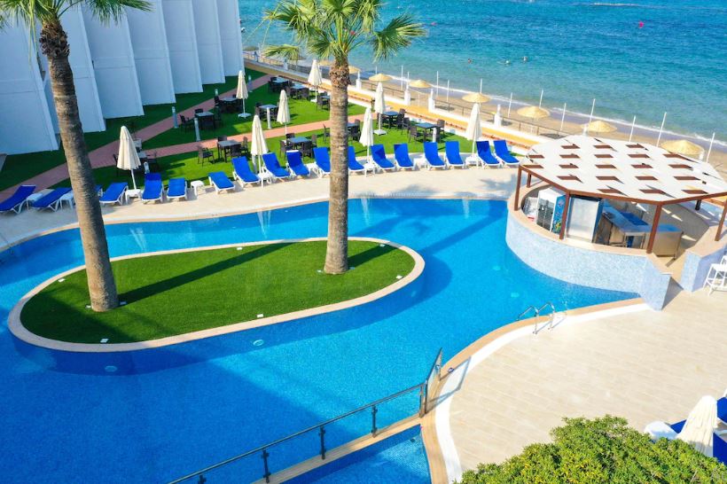 Mimoza Beach Hotel