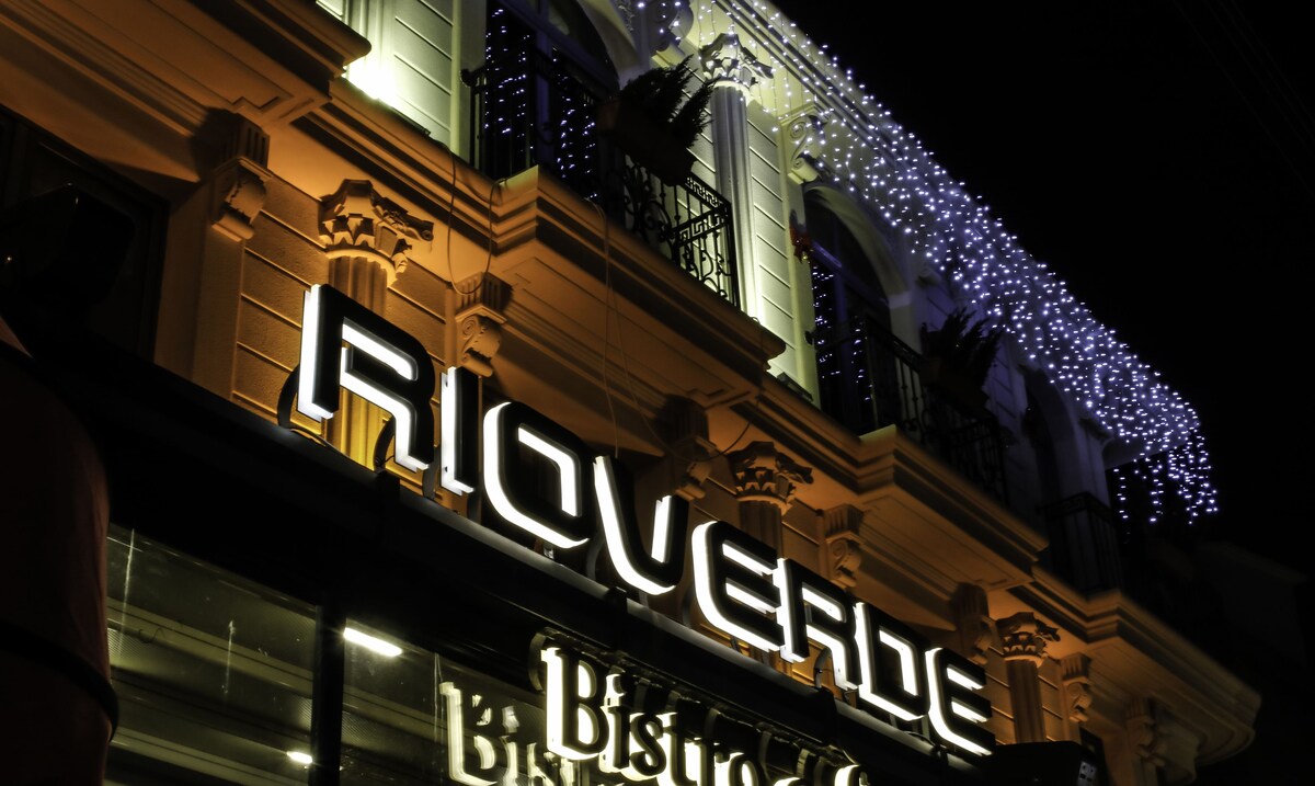 Premium Inn City Hotel   Sushinn Rooftop Restaurant