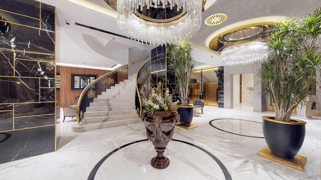 Rocks Hotel   Casino