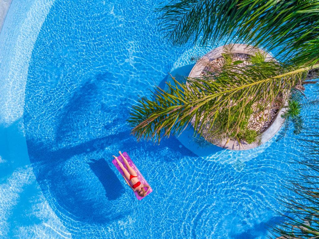 The Resort Beachfront Apartments