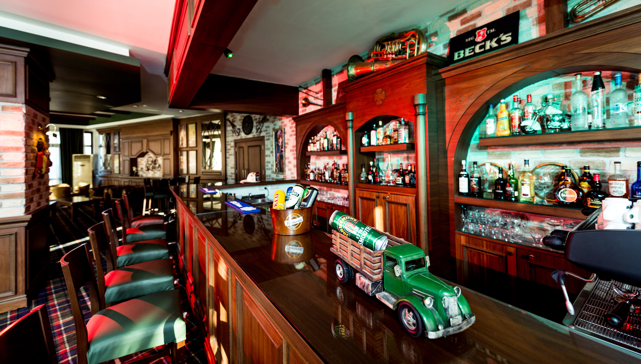 Vuni Palace Hotel   Spa   Casino